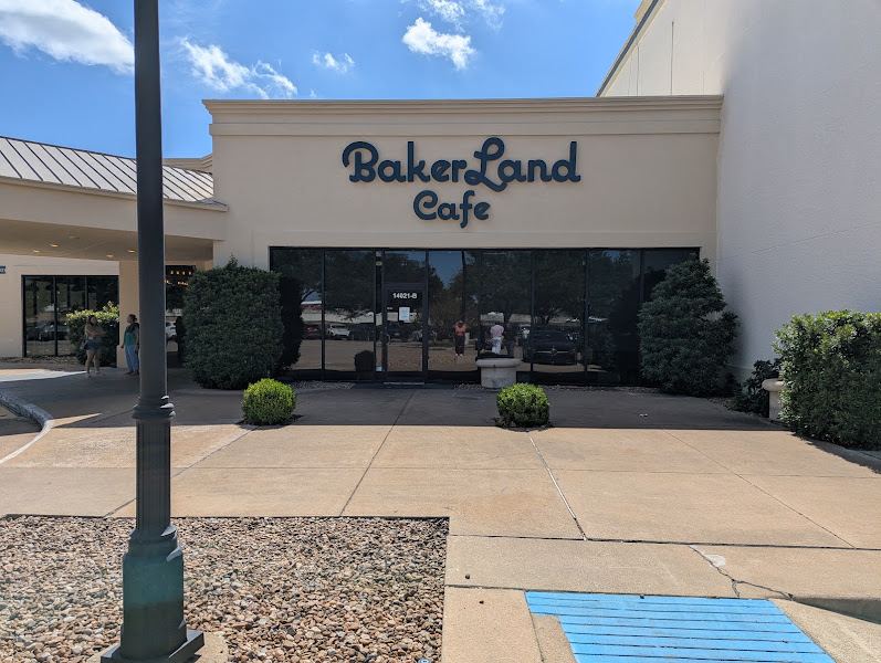 BakerLand Cafe 3