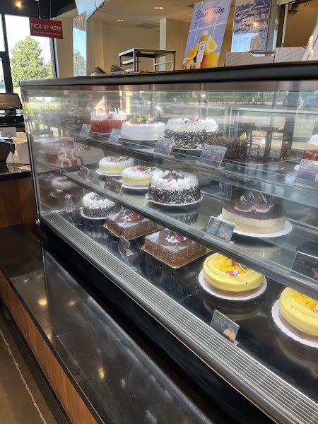 85°C Bakery Cafe - Sugar Land 4