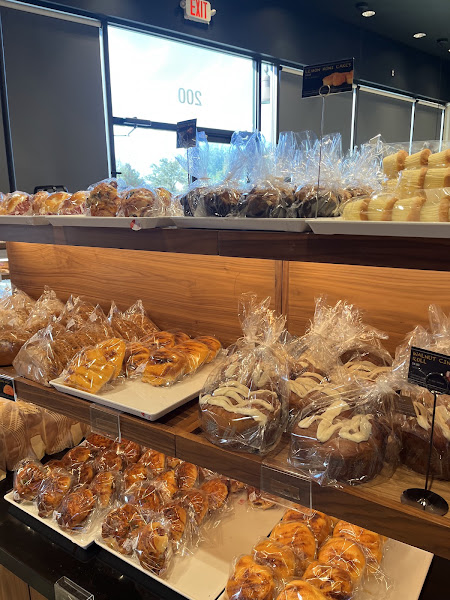85°C Bakery Cafe - Sugar Land 5