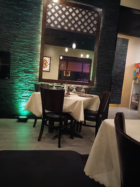 Lasbela Restaurant & Catering 3