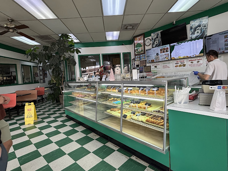 Southern Maid Donuts 4