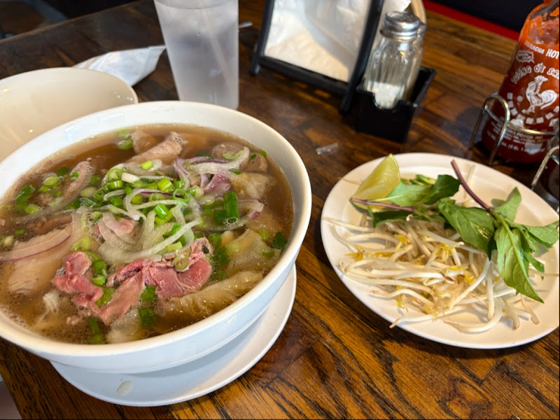 Pho Viet & Seafood 4