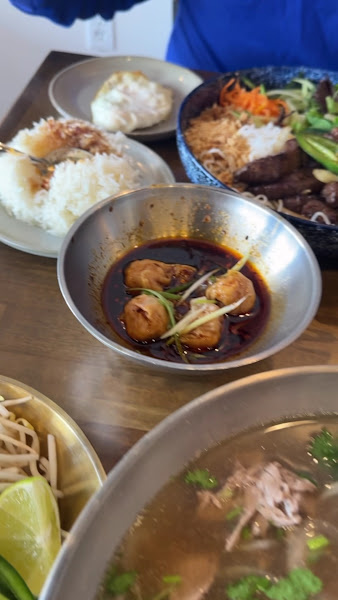 Triple S Pho & Grill - Missouri City 3