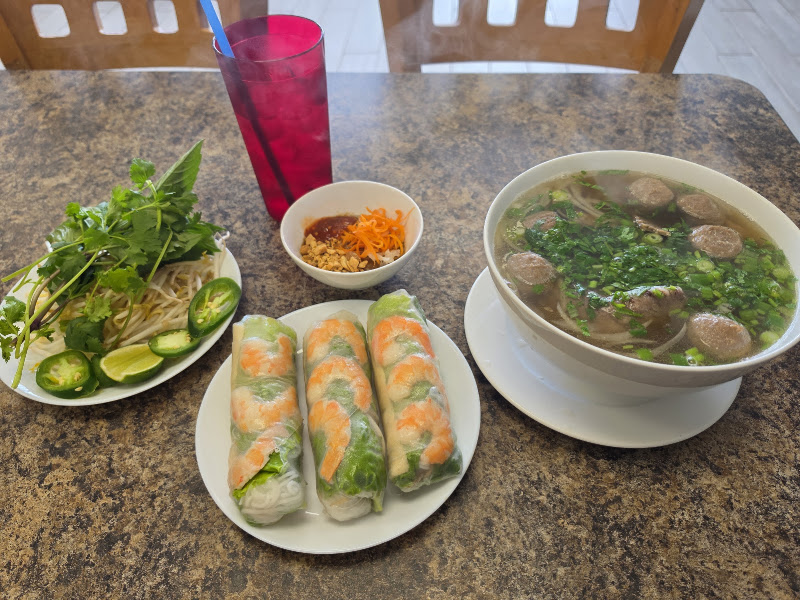 Yumi Pho & Bakery 4