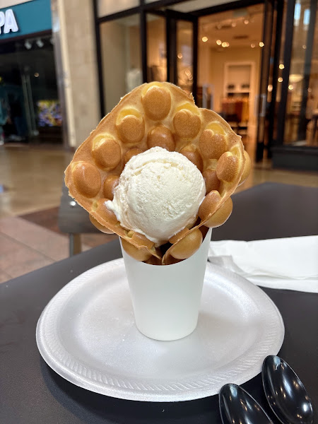 Bubble Waffle and Tea 2