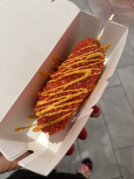 Two Hands Corn Dogs Sugar Land 5