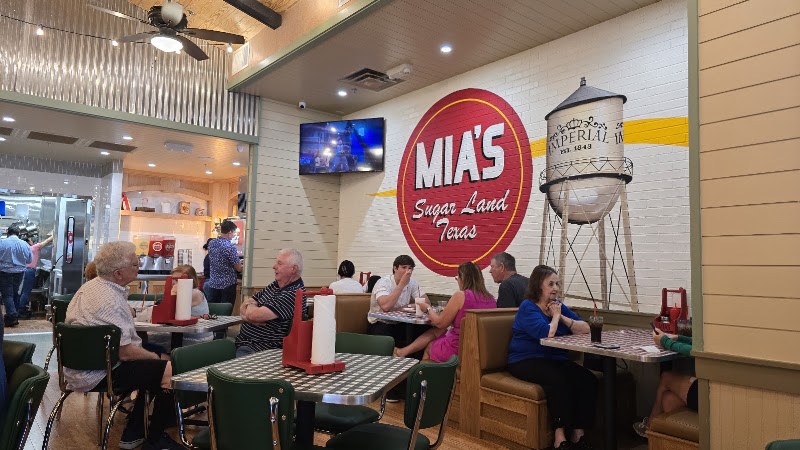 Mia's Table 4