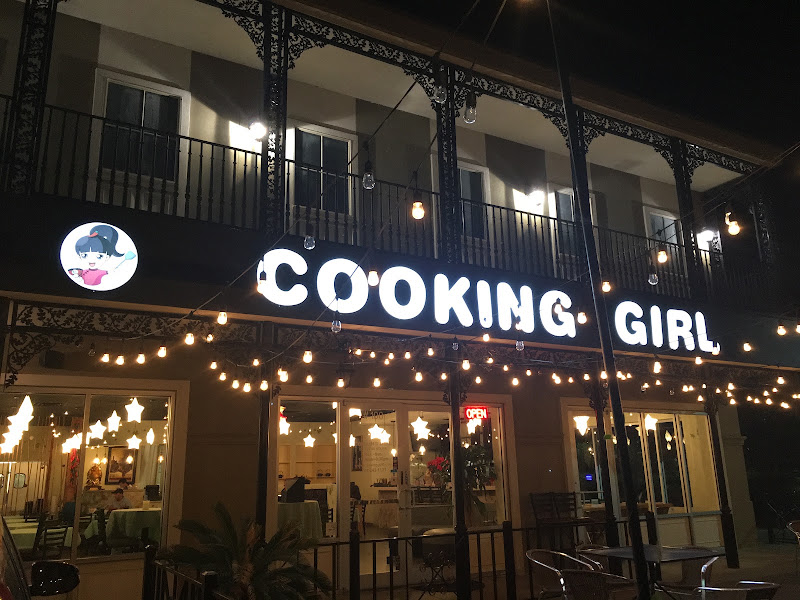 Cooking Girl