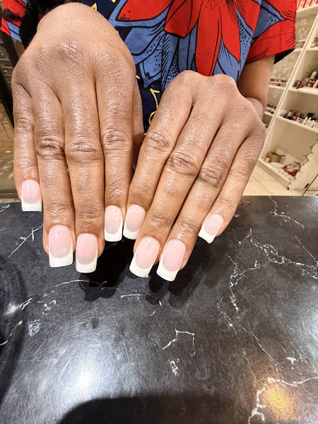 Lovett Nails 3