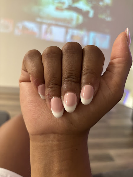 Simply Divine Nail Spa 3