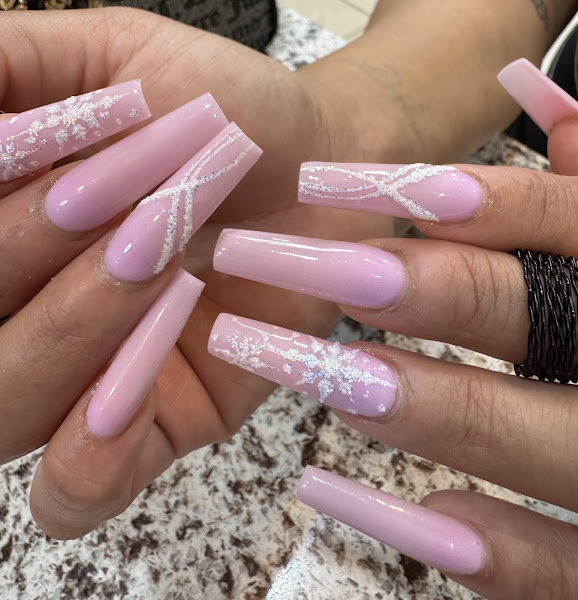 Lavie Nails & Spa