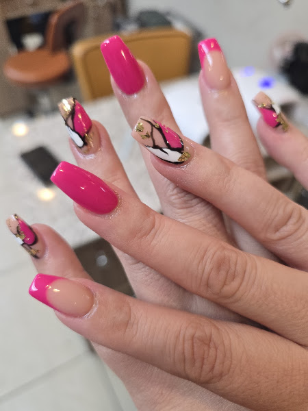 Lavie Nails & Spa 2