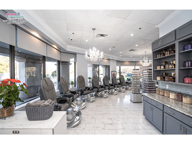 Janita Nails Spa & Lashes 3