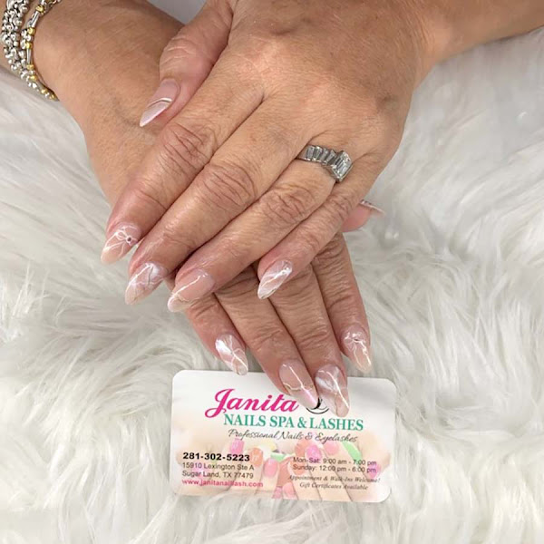 Janita Nails Spa & Lashes 4