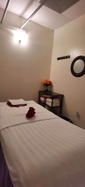 H Massage & Spa 3