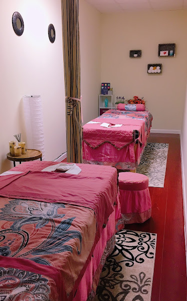 Refresh spa & massage 3