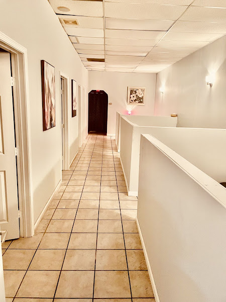 Relax Foot Spa —massage 2
