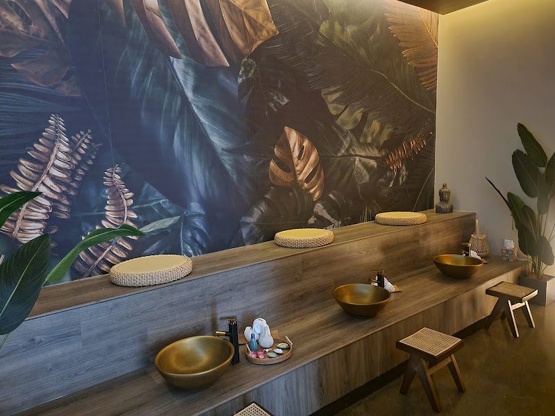 Zen. Thai Massage & Spa