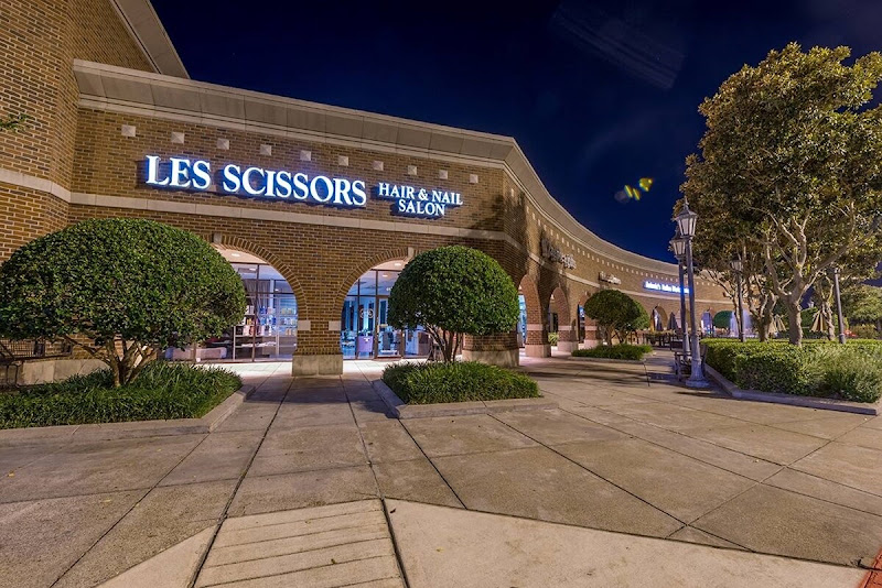 Les Scissors 4