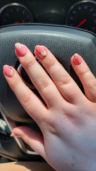 Zen Hair Nails & Spa 3