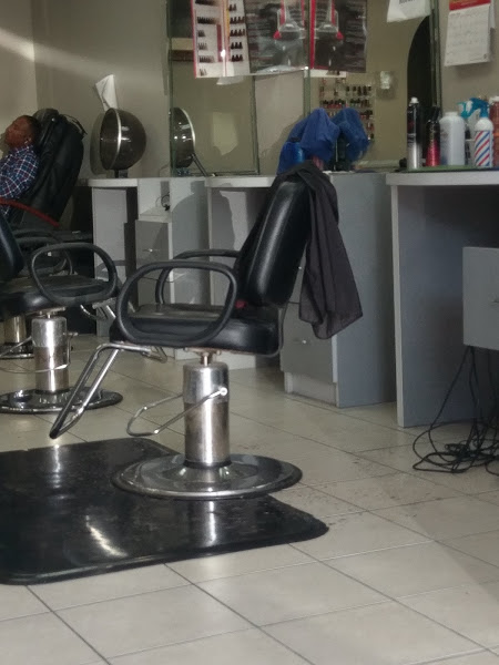 Macys Hair Salon 4