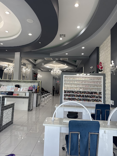 Avalon Nail Spa