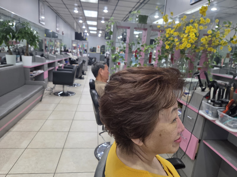 Global Salon 3