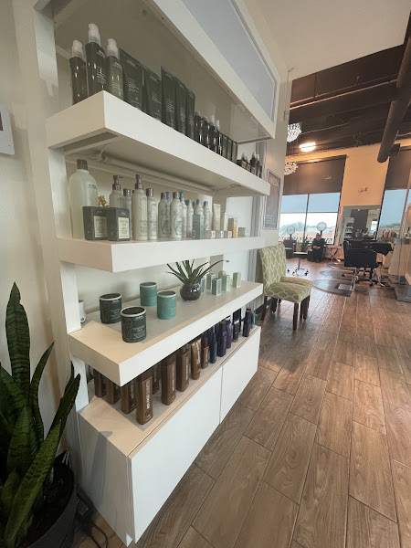 Euphoria Hair Studio 4