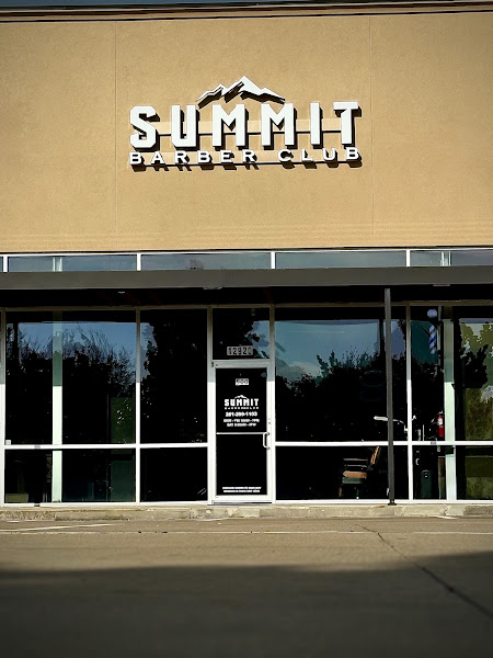 Summit Barber Club 3