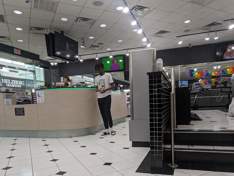 Visible Changes (inside First Colony Mall)