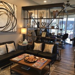 Strands Salon 3