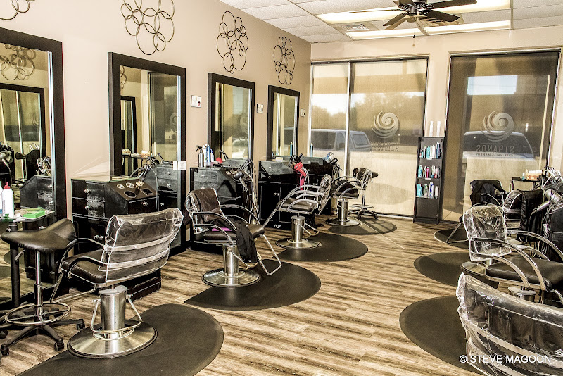 Strands Salon 4