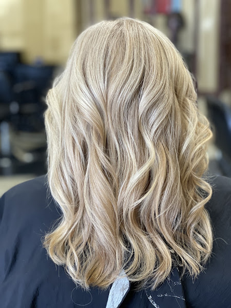 T Hair Salon 3