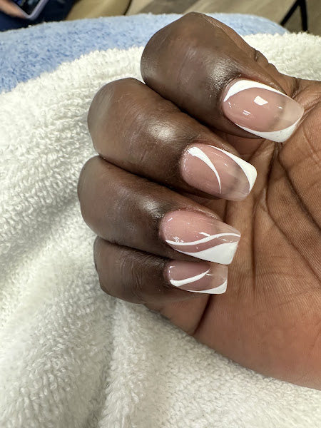 Alexan Nails II 5