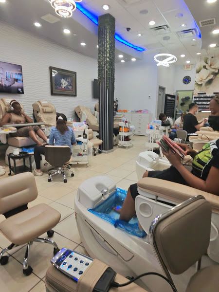 Magnolia Nails & Spa 4