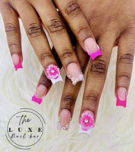 Luxe Nail Bar 2