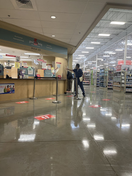 H-E-B Pharmacy 3