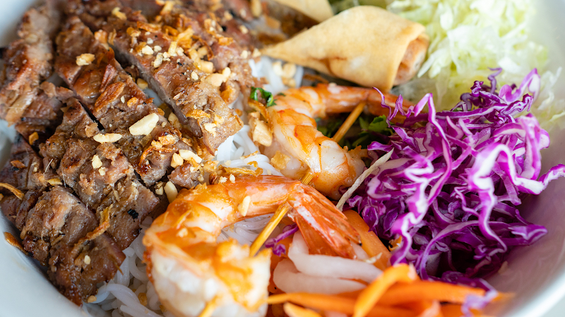 Little V Vietnamese Bistro 3