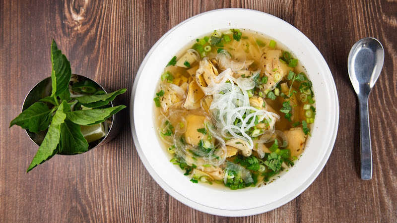 Little V Vietnamese Bistro 5