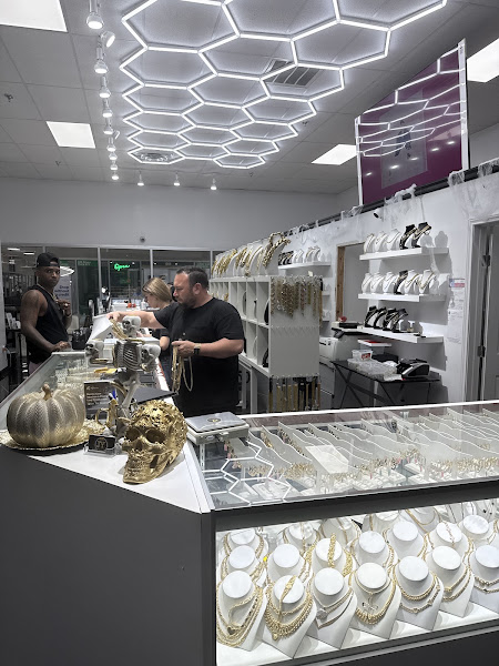 JY Gold and Diamond Jewelery 3