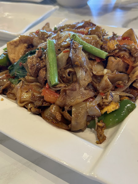 Thaicoon Restaurant and Pub 4