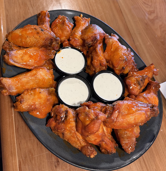 Walk-On's Sports Bistreaux - Katy Restaurant 4