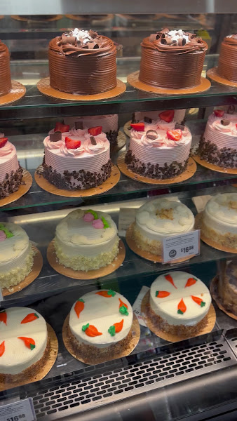 H‑E‑B Bakery 2