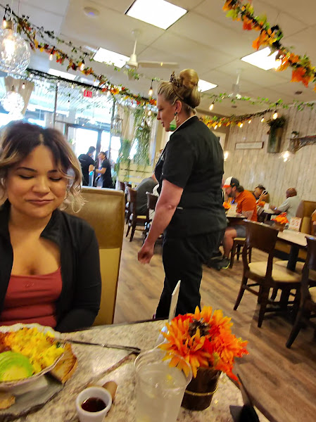 Harvest Kitchen & Bakery 2