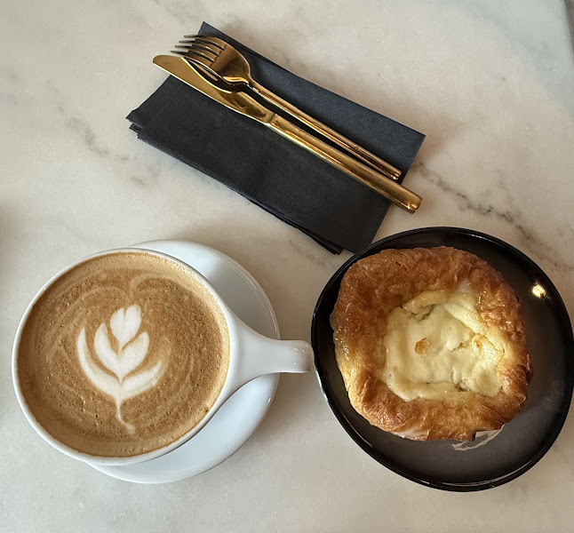 PUCCI Café 4