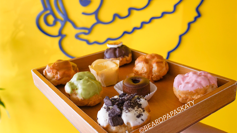 Beard Papa's 3