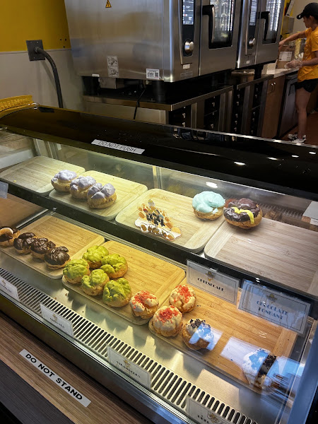 Beard Papa's 5