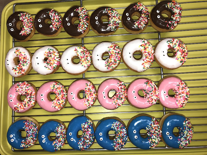 De Bakery Donuts 5