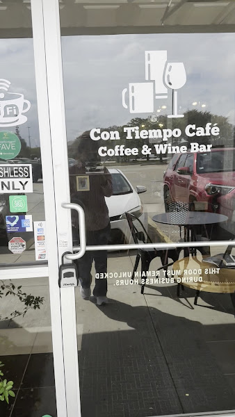Con Tiempo Café 2