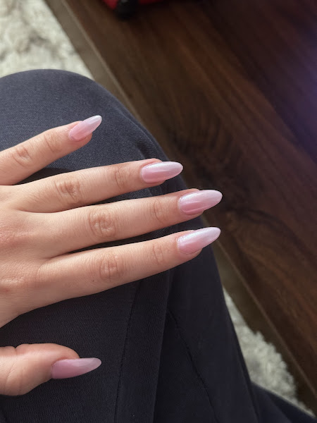Valley Nails